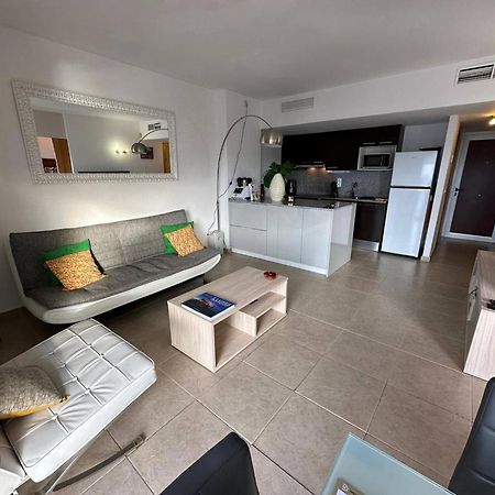 Apartamento En Roses Con Vistas Al Canal Y Piscina المظهر الخارجي الصورة