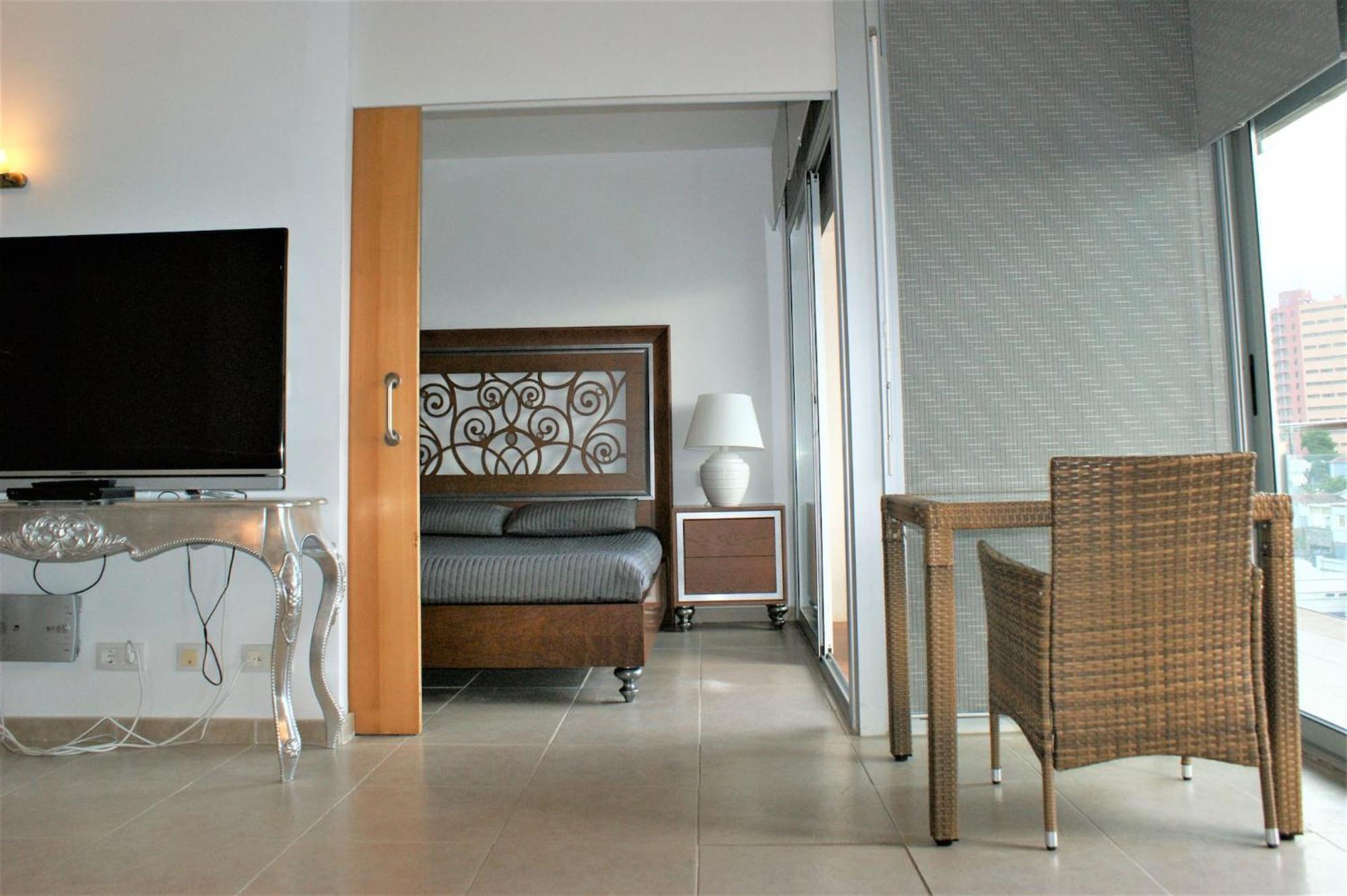 Apartamento En Roses Con Vistas Al Canal Y Piscina المظهر الخارجي الصورة