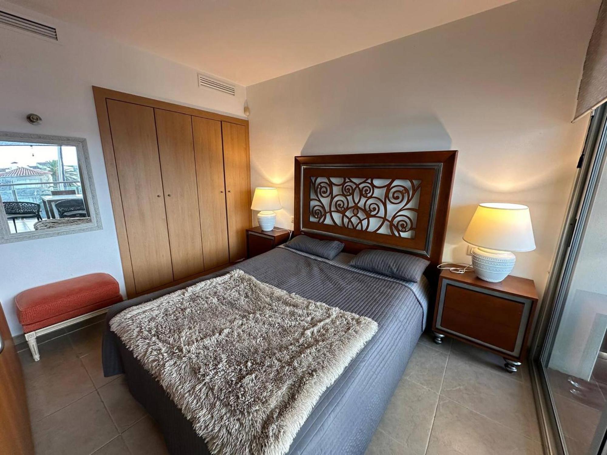 Apartamento En Roses Con Vistas Al Canal Y Piscina المظهر الخارجي الصورة